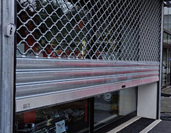 Installation de grilles et rideaux métalliques automatiques à Anguerny